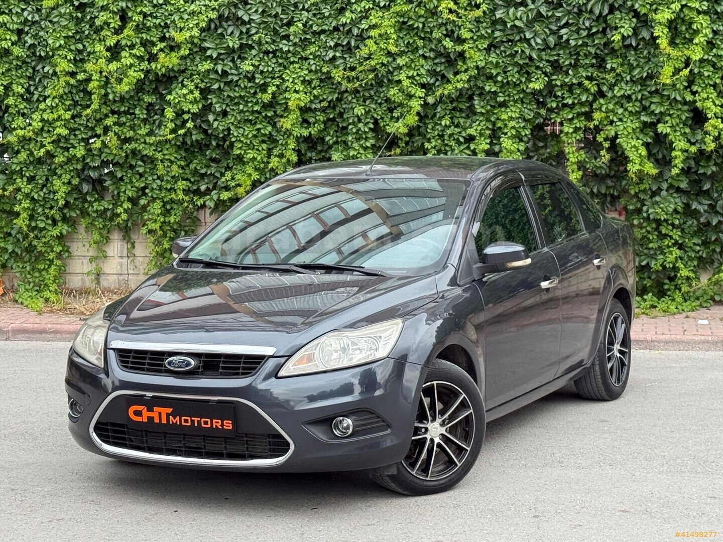 Galeriden Ford Focus 1.6 TDCi Trend 2010 Model Konya 378.000 km Füme 1