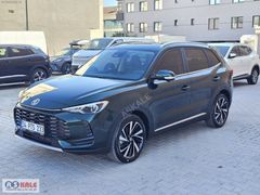 MG BAYİİ ASKALE'DEN 2025 ZS 1.5 HYBRİD+ LUXURY CAM TAVAN 197 HP