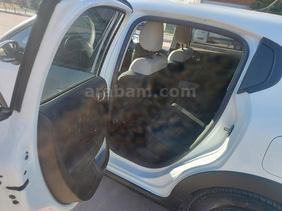 Sahibinden Citroen C3 1.2 PureTech Elle 2023 Model