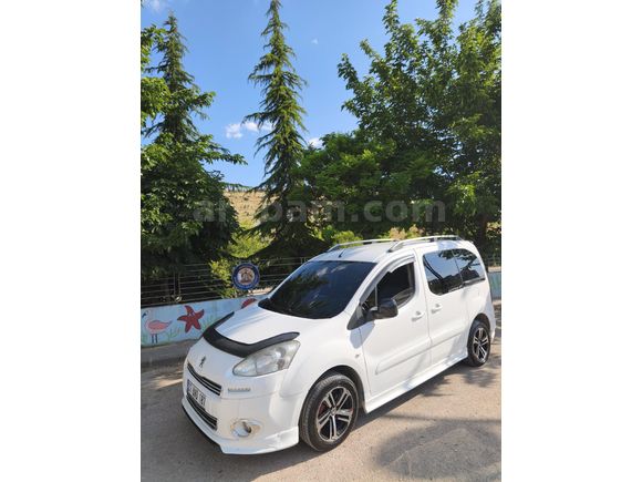 Sahibinden Peugeot Partner 1.6 HDI Active 2014 Model