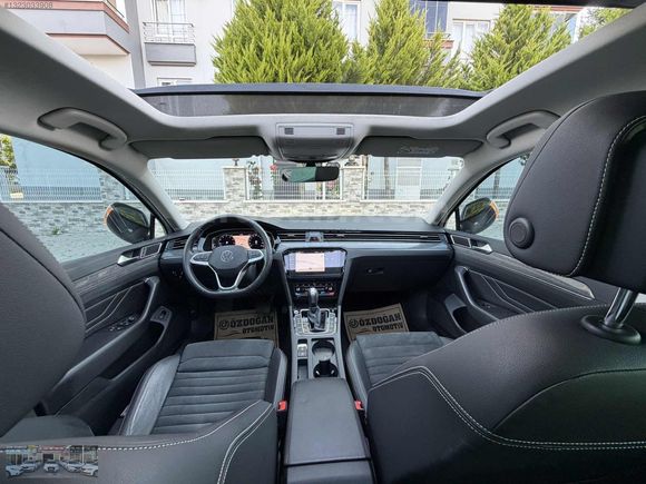 2021-HATASIZ-BOYASIZ-CAM TAVAN-206BİN KM-ELEGANCE