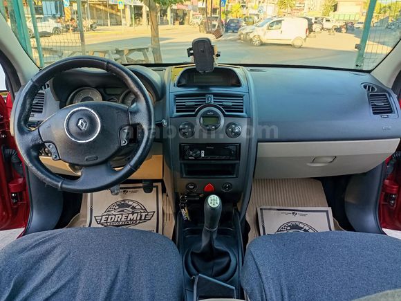EDREMİT AUTOCENTERDAN 2007 MEGANE 1.5DCİ EXPRESSİON KARTA12TAKST