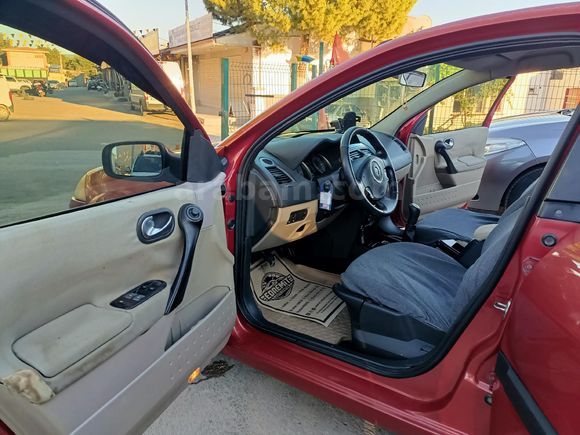 EDREMİT AUTOCENTERDAN 2007 MEGANE 1.5DCİ EXPRESSİON KARTA12TAKST