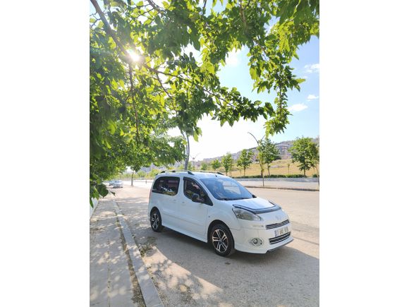 Sahibinden Peugeot Partner 1.6 HDI Active 2014 Model