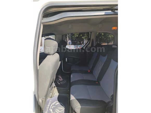 Sahibinden Peugeot Partner 1.6 HDI Active 2014 Model