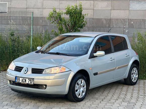 BONCUK otomotiv den hasar kayitsiz Megane 2