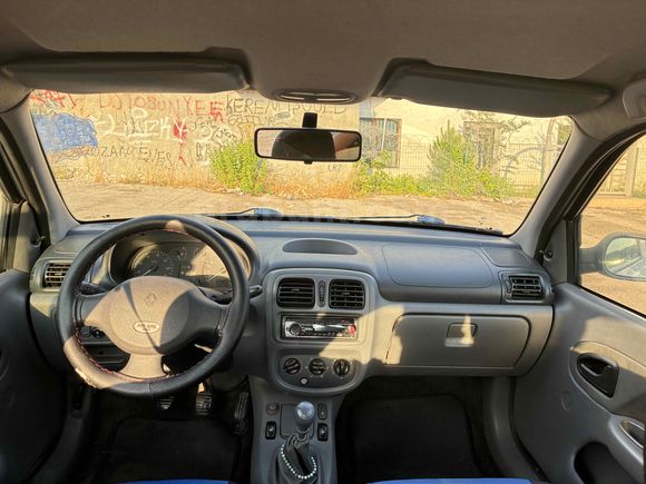 Sahibinden Renault Clio 1.4 RNA 2000 Model 