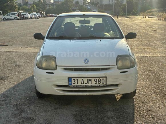Sahibinden Renault Clio 1.4 RNA 2000 Model 