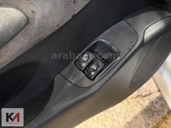 KANDİLLİ MOTORS'DAN 2002 MEGANE 1.4 16V AUTHENTIQUE KLİMA+LPG