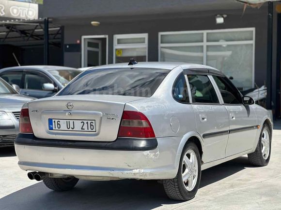 Sahibinden Opel Vectra 2.0 CD 1996 Model 