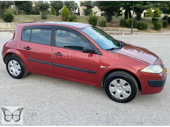 2006 MODEL İLK SAHİBİNDEN ALINMA BAKIMLI MEGAN 1.4 AUTHENTİGUE