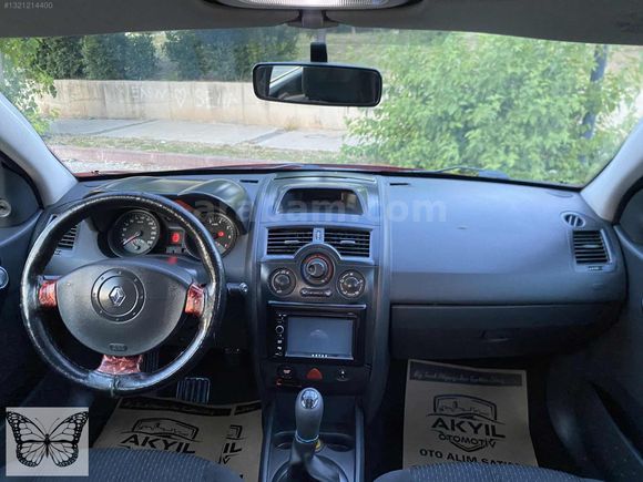 2006 MODEL İLK SAHİBİNDEN ALINMA BAKIMLI MEGAN 1.4 AUTHENTİGUE