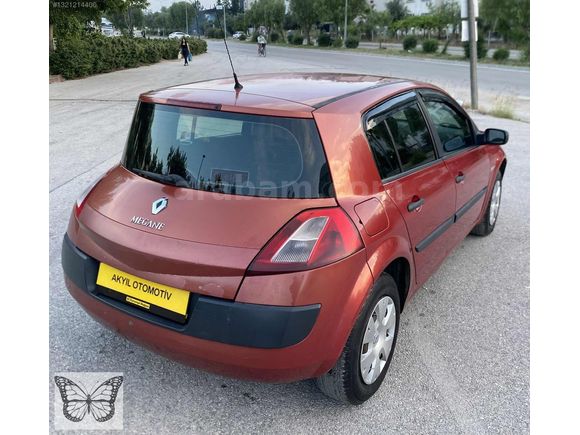 2006 MODEL İLK SAHİBİNDEN ALINMA BAKIMLI MEGAN 1.4 AUTHENTİGUE