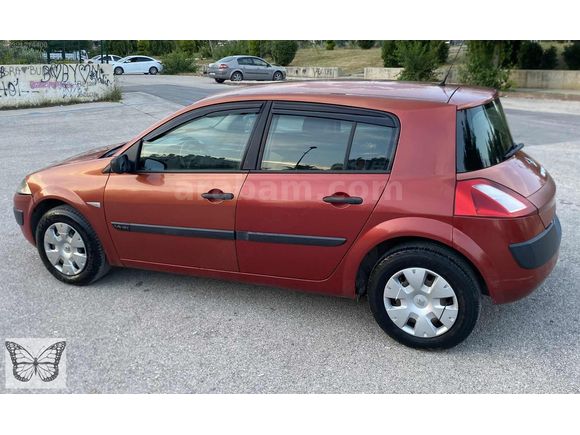 2006 MODEL İLK SAHİBİNDEN ALINMA BAKIMLI MEGAN 1.4 AUTHENTİGUE