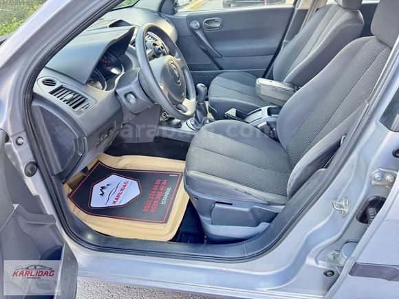 ORJİNAL 137 BİN'DE 2005 RENAULT MEGANE 1.4 16 VALF 100HP