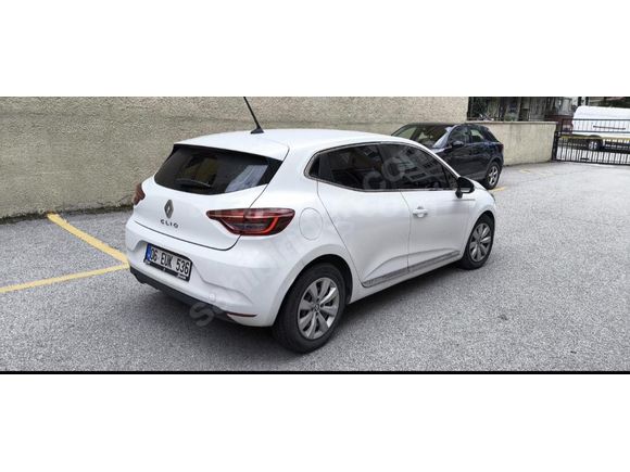 Sahibinden Temiz Renault Clio 1.0 SCe Joy 2021 84 bin km de