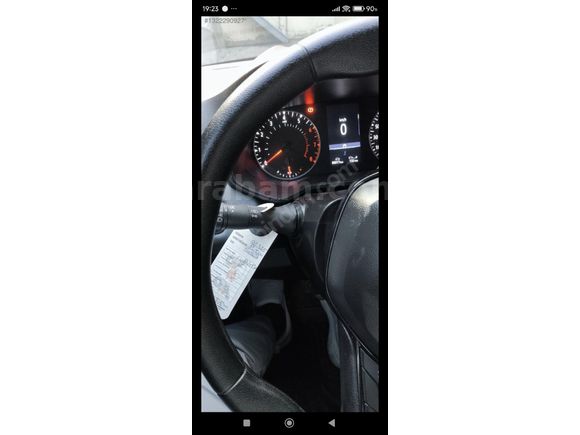 Sahibinden Temiz Renault Clio 1.0 SCe Joy 2021 84 bin km de