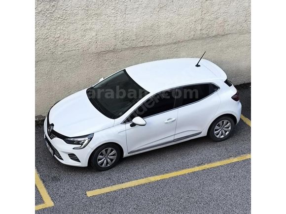 Sahibinden Temiz Renault Clio 1.0 SCe Joy 2021 84 bin km de
