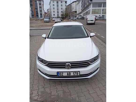 Sahibinden Volkswagen Passat 1.6 TDi BlueMotion Comfortline 2017 Model  78.500 km Beyaz