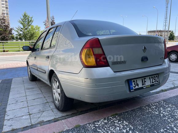 Sahibinden 2001 Model Klimalı 1.4 Benzin Lpg Clio