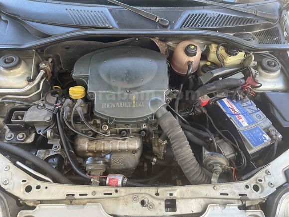 Sahibinden 2001 Model Klimalı 1.4 Benzin Lpg Clio
