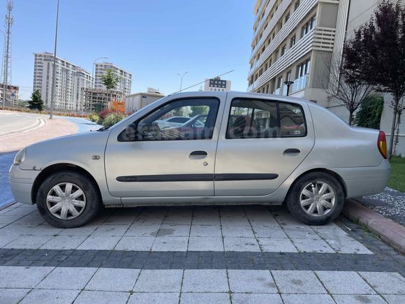Sahibinden 2001 Model Klimalı 1.4 Benzin Lpg Clio