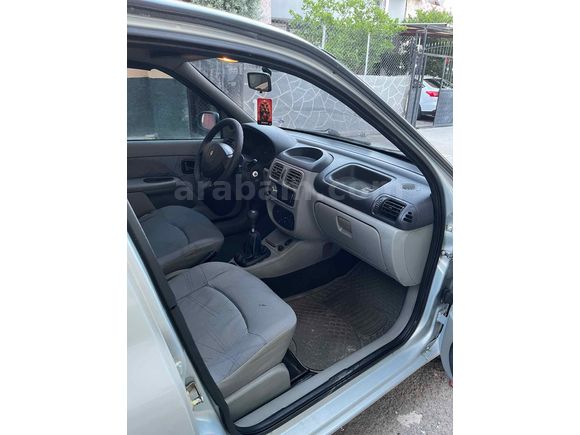 Sahibinden Renault Clio 1.4 Authentique 2004 Model  252.000 km Gri (Gümüş)