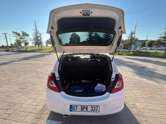 Sahibinden 2014 Opel Corsa Bakımlı Temiz Araç
