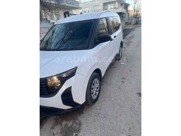 Sahibinden Ford Tourneo Courier 1.5 EcoBlue Trend 2025 Model  23.000 km Beyaz