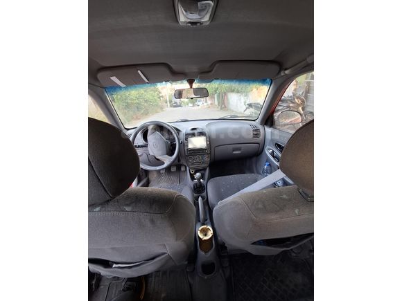 Sahibinden Hyundai Accent 1.5 1.5i GLS 2000 Model
