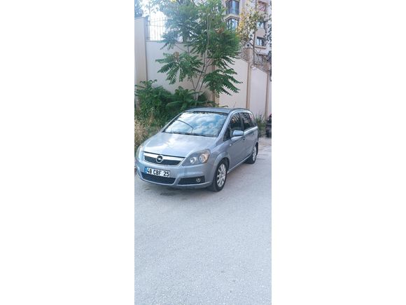 Opel Zafira 1.9 Otomatik 7 koltuk tramer yok m