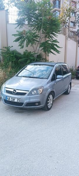 Sahibinden Opel Zafira 1.9 DTI Cosmo 2007 Model Adana 348.000 km Gri