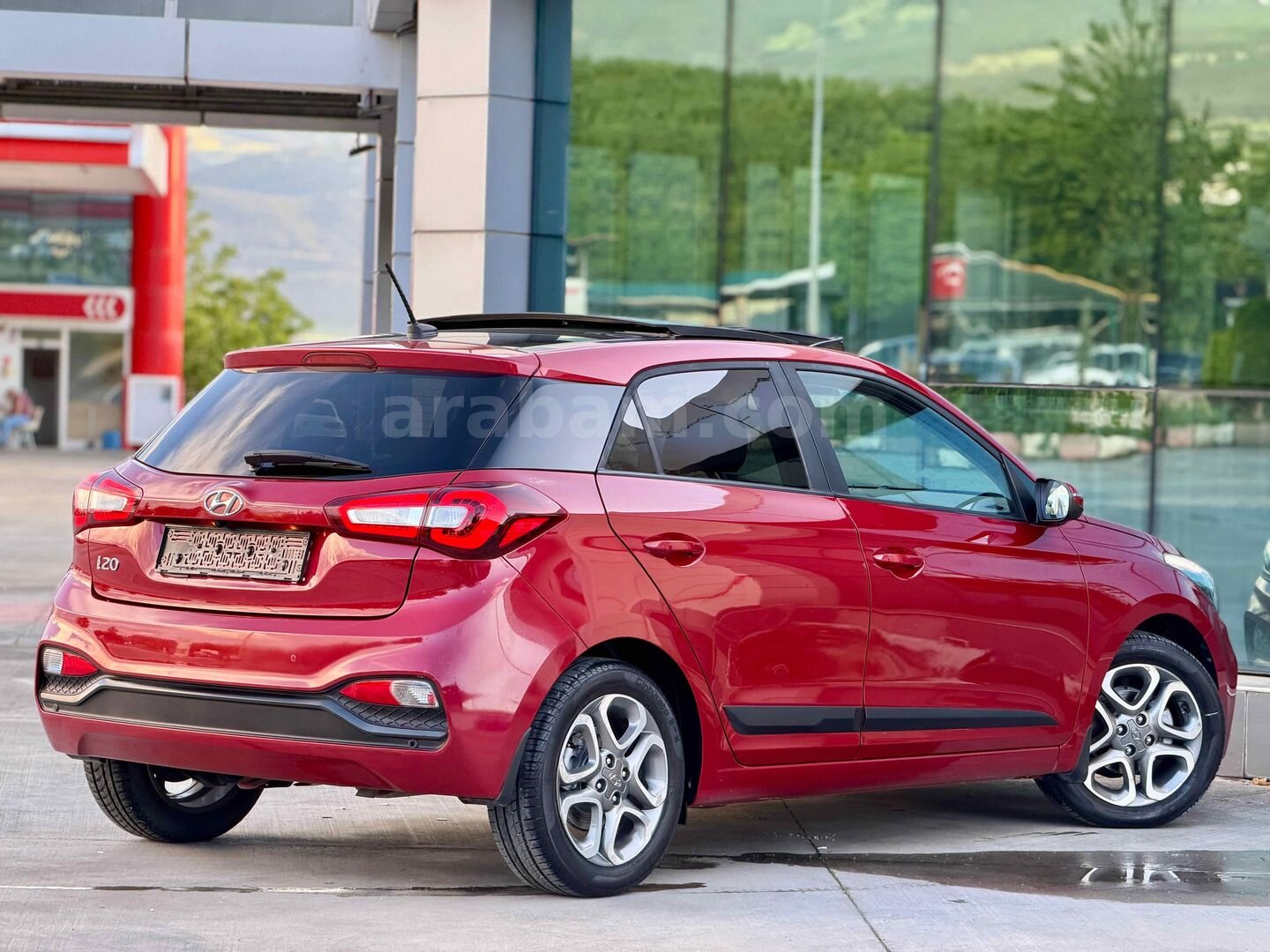 Sahibinden Hyundai i20 1.4 MPI Elite Smart 2018 Model Tokat 39.750 km Kırmızı 5