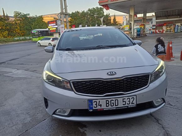 Sahibinden Kia Cerato 1.6 CRDi Concept 2017 Model  174.000 km Gri