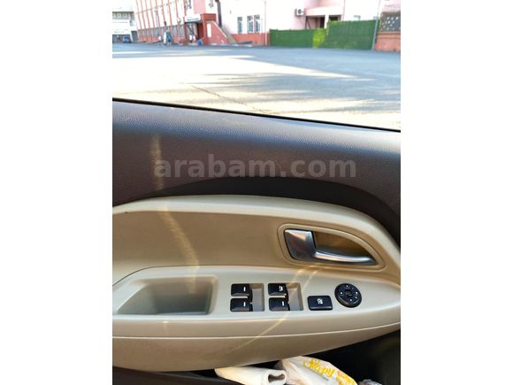 SAHİBİNDEN KİA RİO 1.4 CRDİ COMFORT HASARSIZ