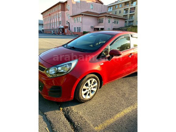 SAHİBİNDEN KİA RİO 1.4 CRDİ COMFORT HASARSIZ