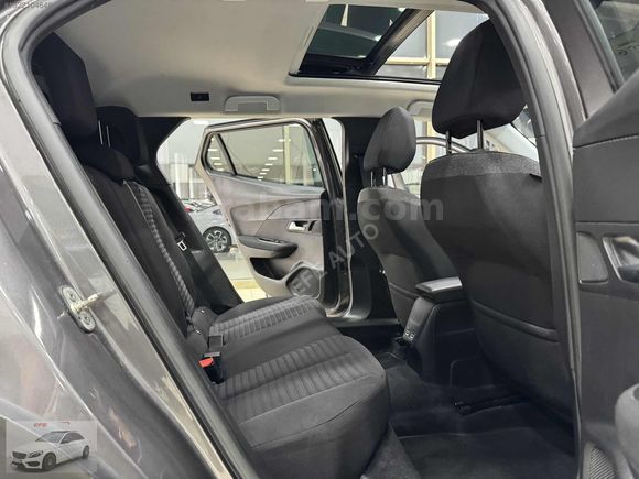 EFE * 38 BİNDE CAMTAVANLI *2023ÇIKIŞ PEUGEOT 2008 DİZEL E-TOOGLE
