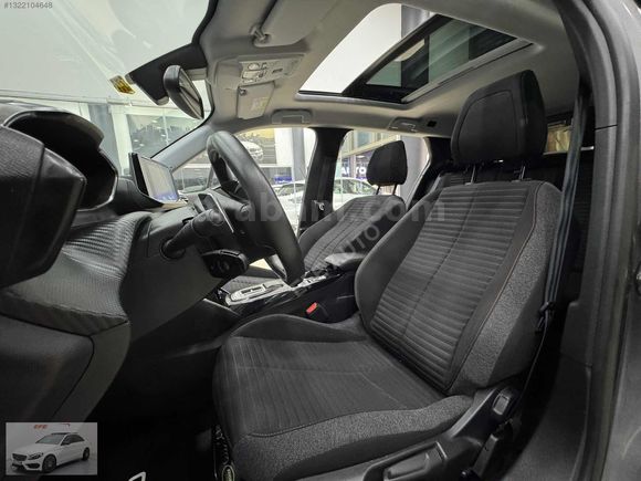 EFE * 38 BİNDE CAMTAVANLI *2023ÇIKIŞ PEUGEOT 2008 DİZEL E-TOOGLE