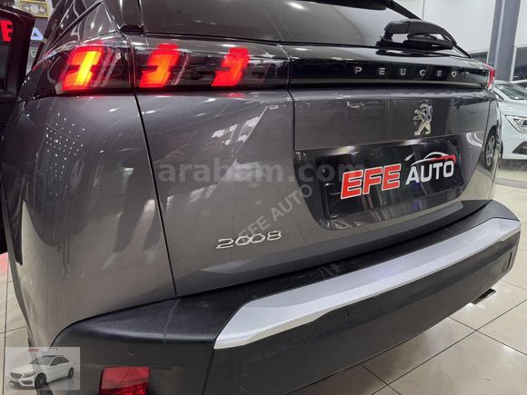 EFE * 38 BİNDE CAMTAVANLI *2023ÇIKIŞ PEUGEOT 2008 DİZEL E-TOOGLE