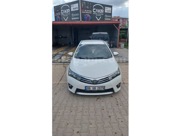 memurdan degisensiz Toyota Corolla 1.4 D-4D Premium 2013 Model