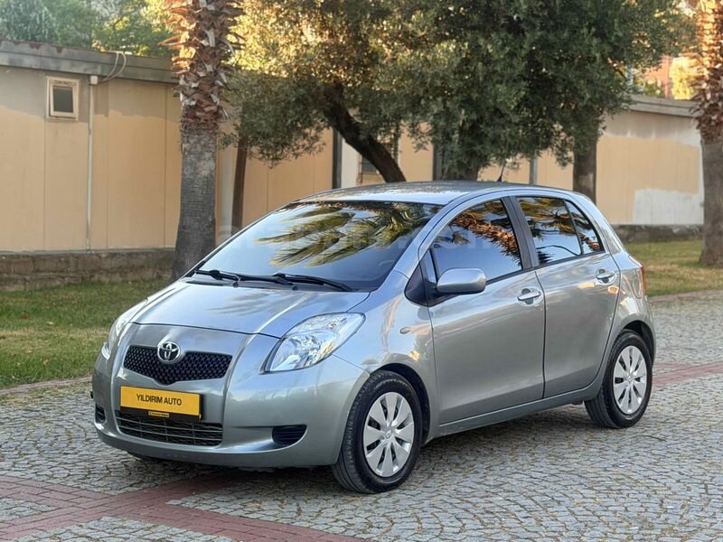 Galeriden Toyota Yaris 1.3 Terra 2007 Model Kocaeli 200.000 km Gri