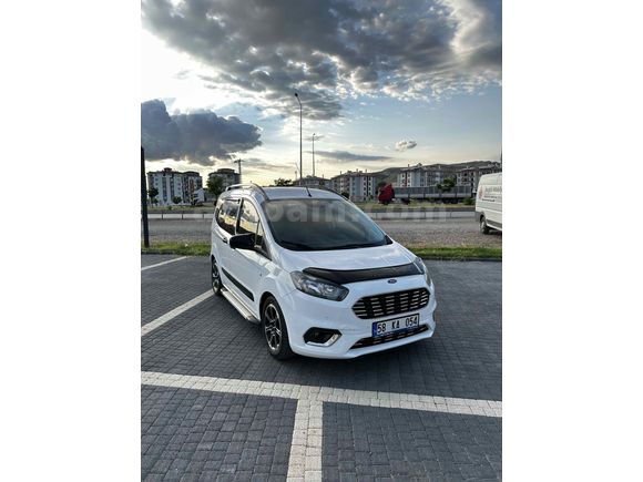 2022 FORD COURİER 1.5 TDCi TİTANİUM PLUS BAYİ GARANTİLİ
