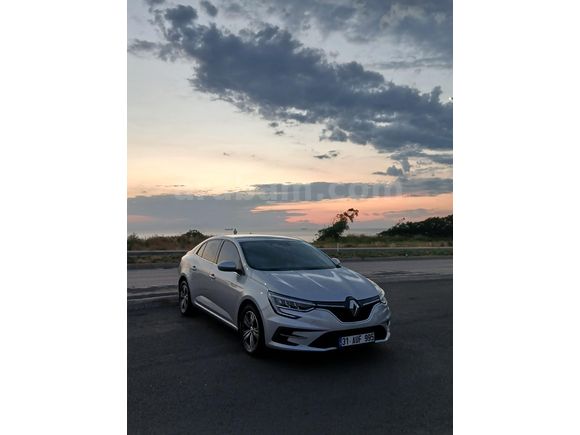 Sahibinden Renault Megane 1.3 TCe Touch 2024 Model