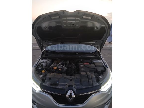 Sahibinden Renault Megane 1.3 TCe Touch 2024 Model