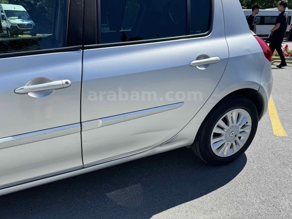 Sahibinden Renault Clio 1.6 Dynamique 2009 Model 