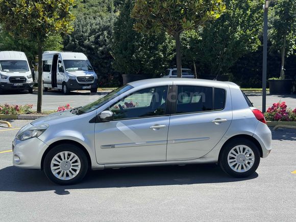 Sahibinden Renault Clio 1.6 Dynamique 2009 Model 