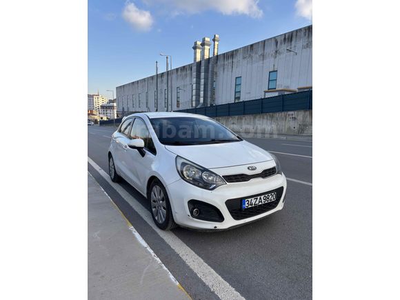 Sahibinden Kia Rio 1.4 CRDi Fancy 2012 Model 