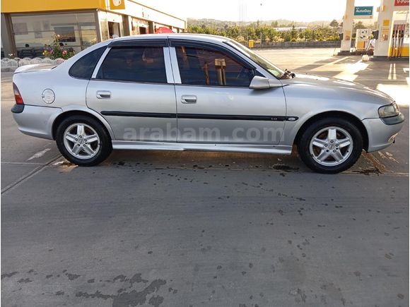 SAHİBİNDEN OPEL VECTRA 2.0 CD 1996 MODEL