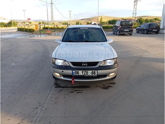 SAHİBİNDEN OPEL VECTRA 2.0 CD 1996 MODEL