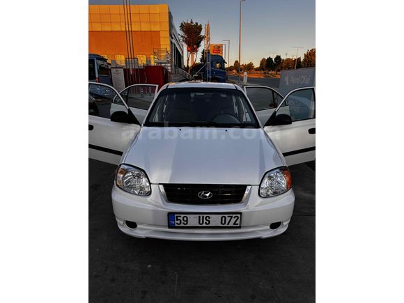 Sahibinden Hyundai Accent 1.3 Admire 2004 Model 